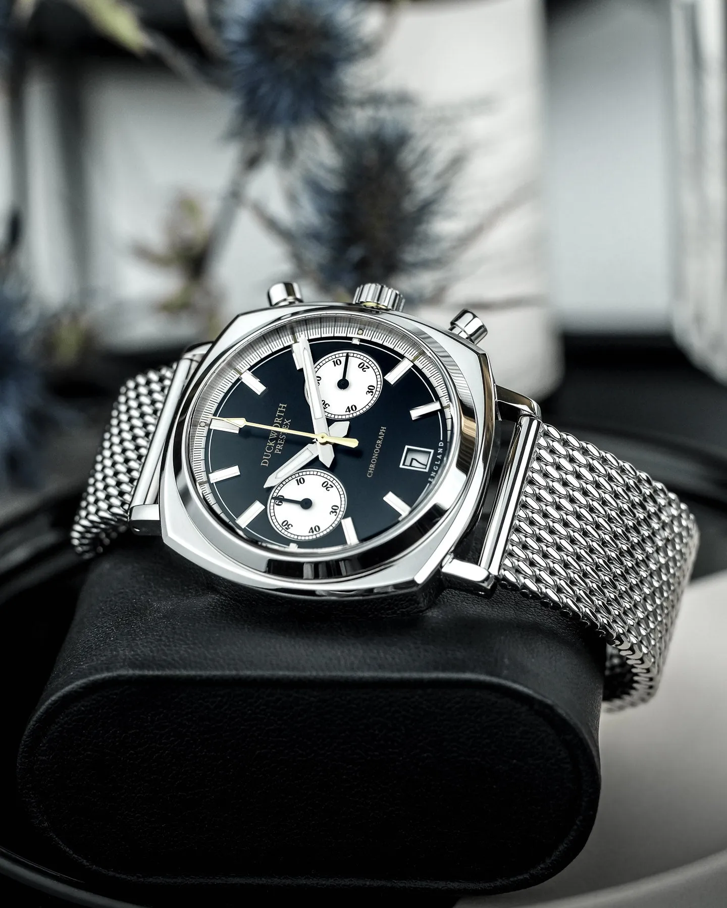 DP Watch Chronograph 42 Black Sunburst Mesh Bracelet