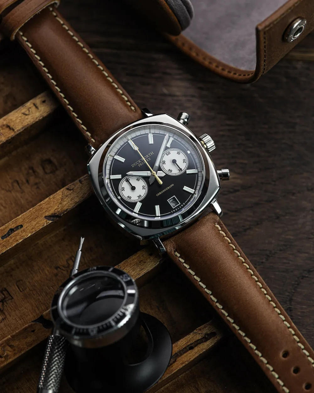 DP Watch Chronograph 42 Black Sunburst Tan Leather