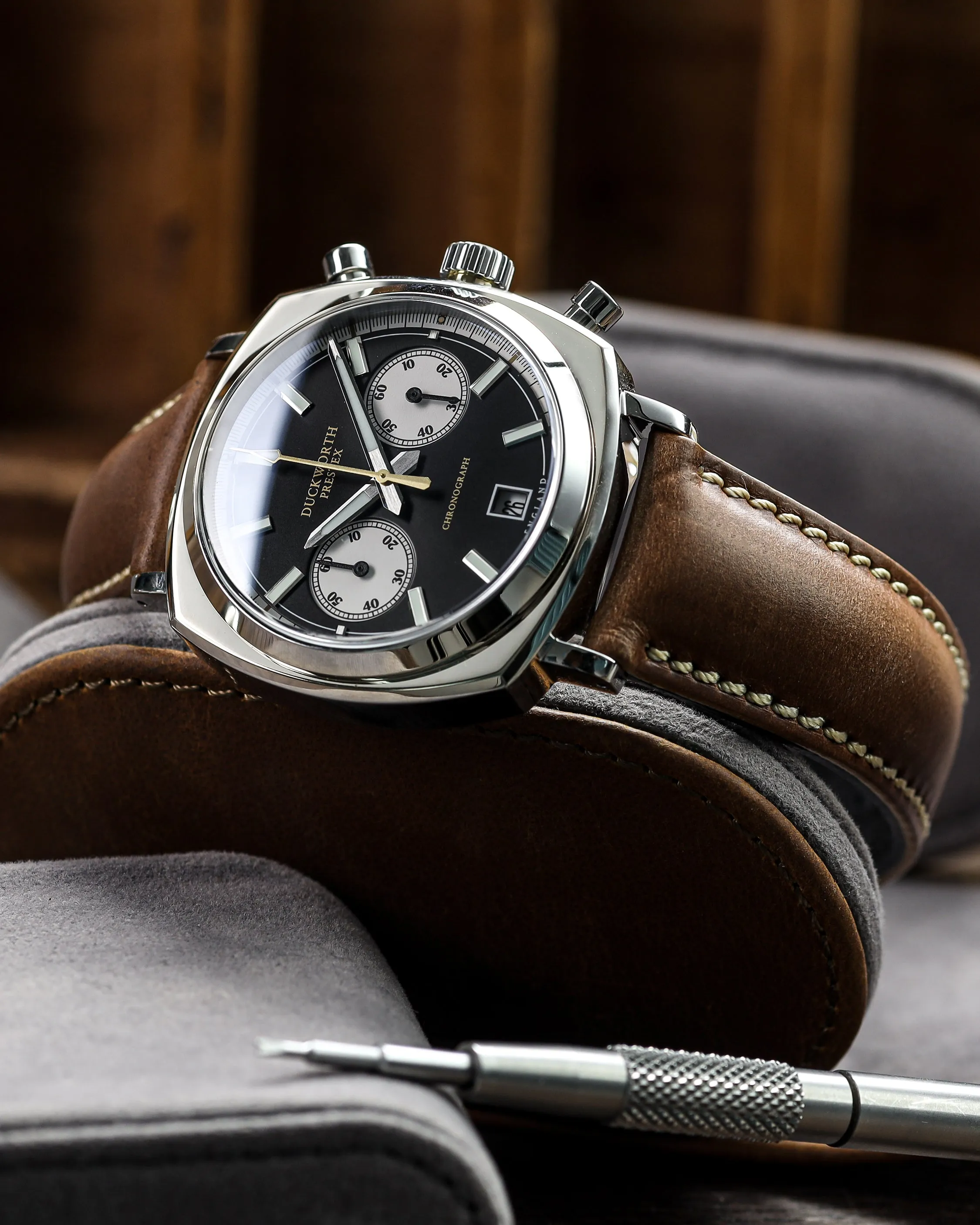 DP Watch Chronograph 42 Black Sunburst Tan Leather