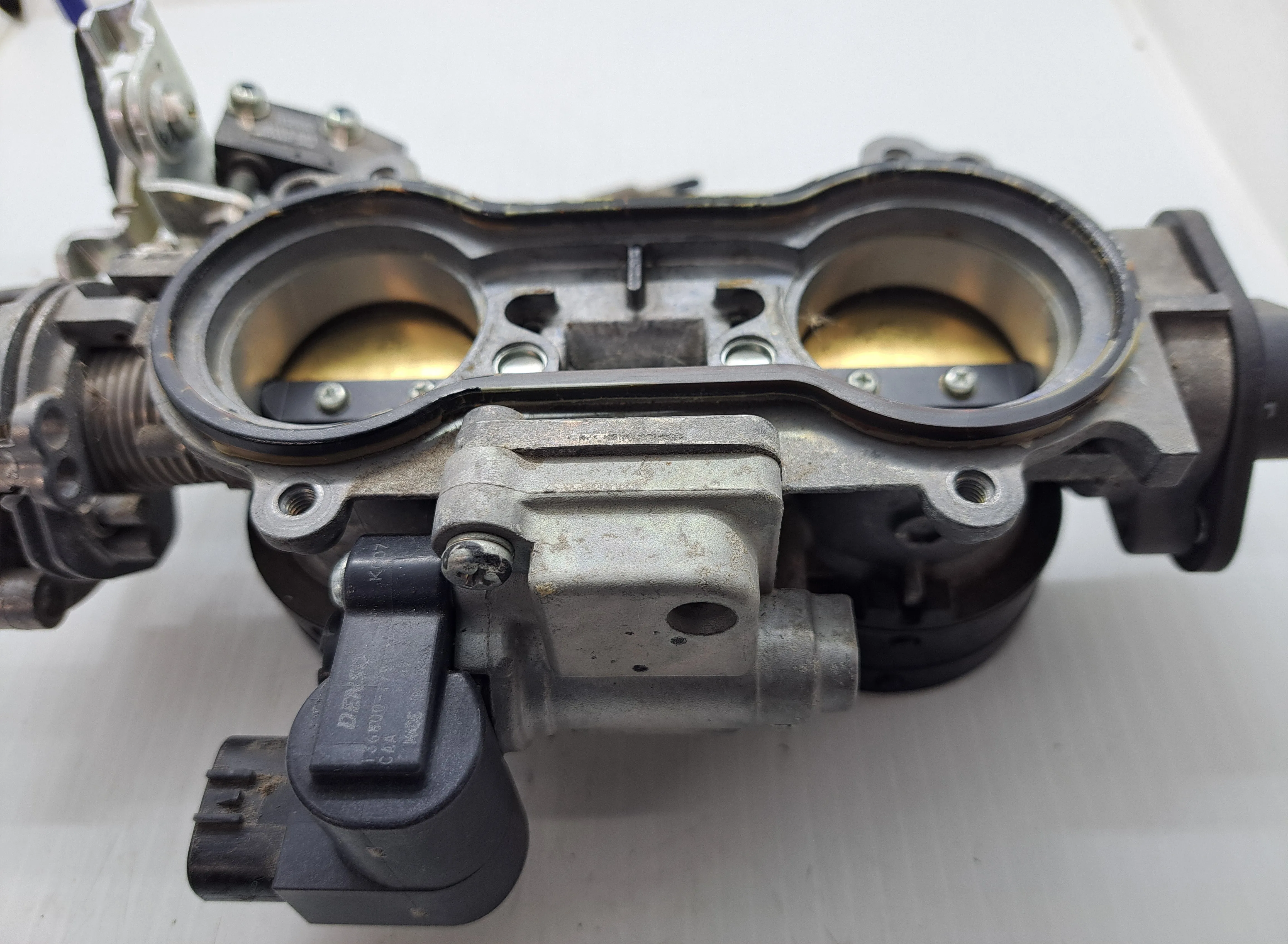 GL1800 Throttle Body