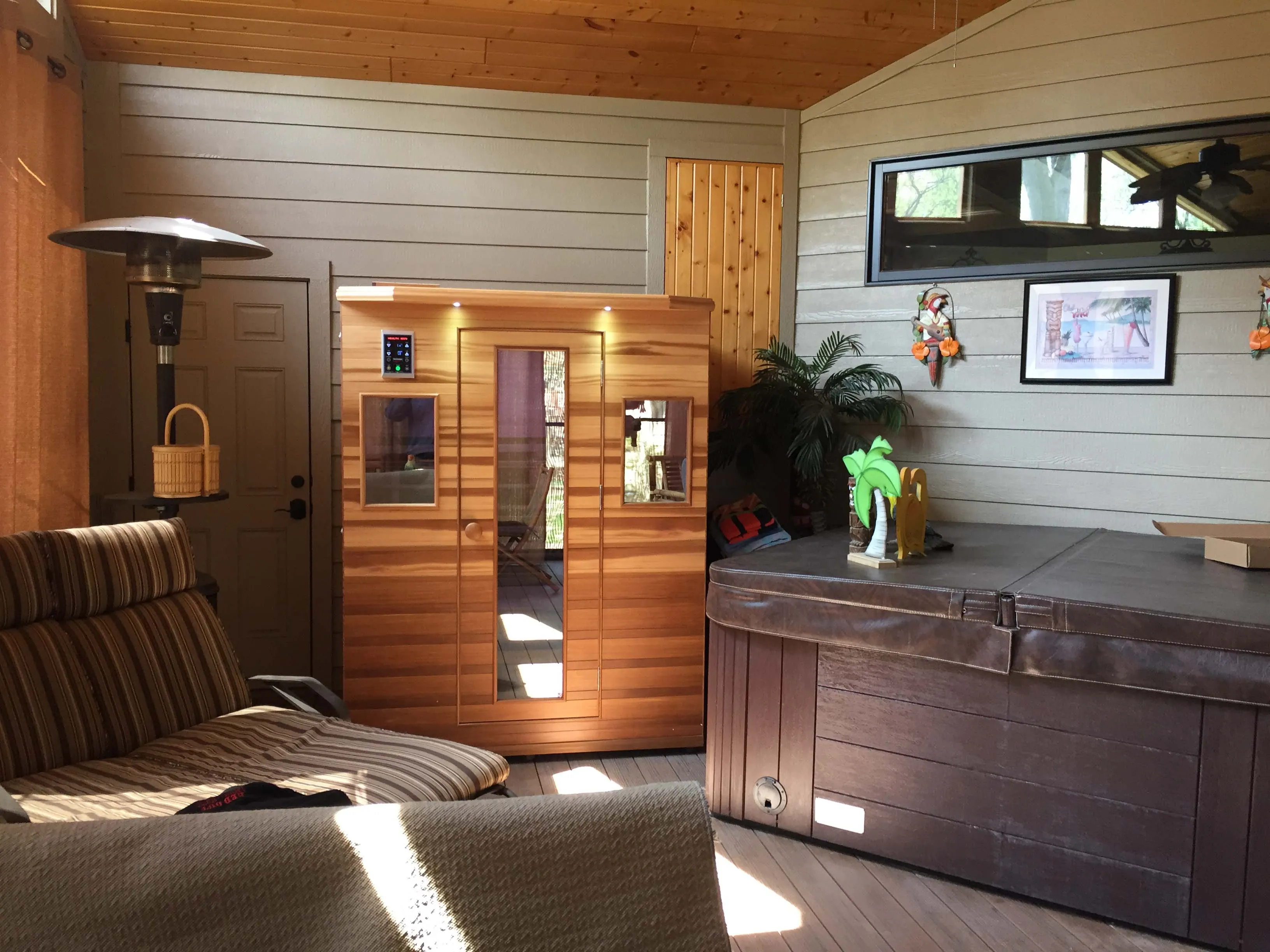 Health Mate - Enrich III Infrared Sauna HM-ASE-3-CD-CL