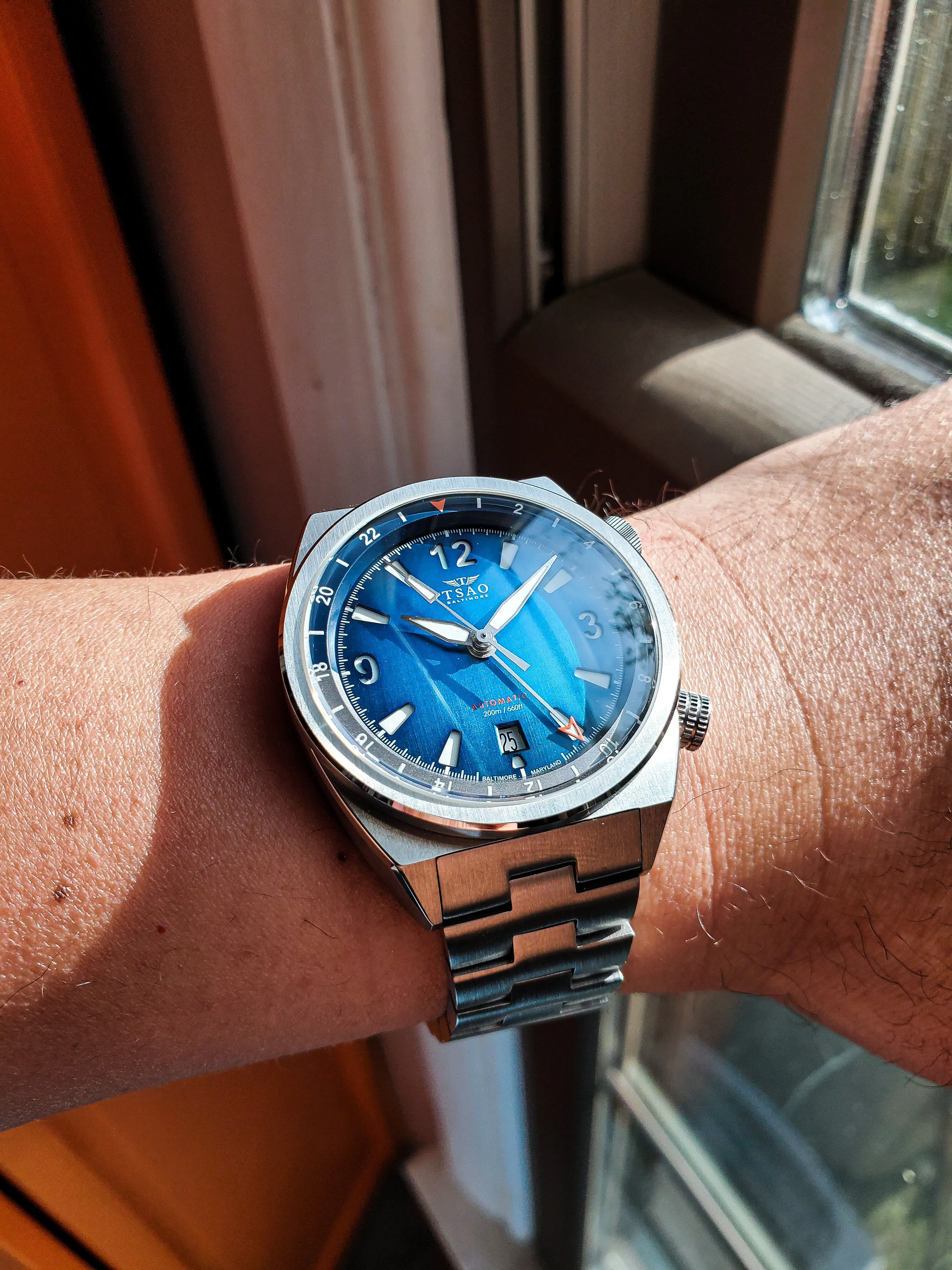 LEGACY STEEL GMT - ROYAL FUME