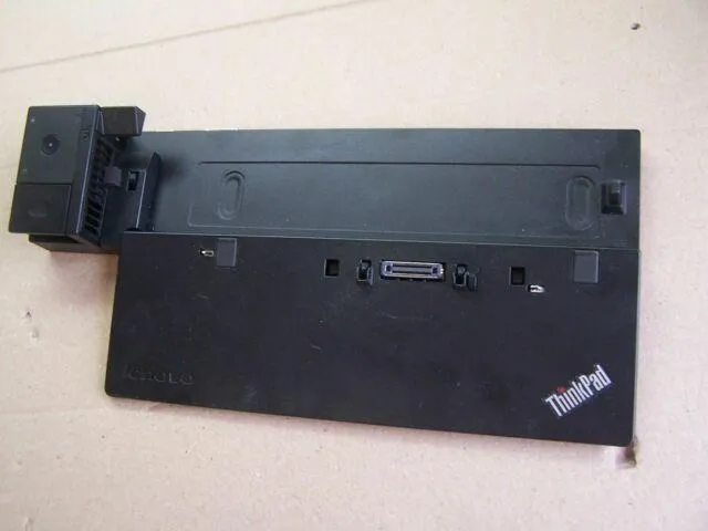 Lenovo ThinkPad Ultra Dock 40a2 Docking Station 04W3956 With Keys - Blk - Refurbished