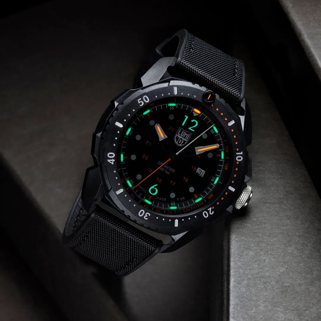 Luminox Ice-Sar Ark Black Dial Mens Watch XL.1052