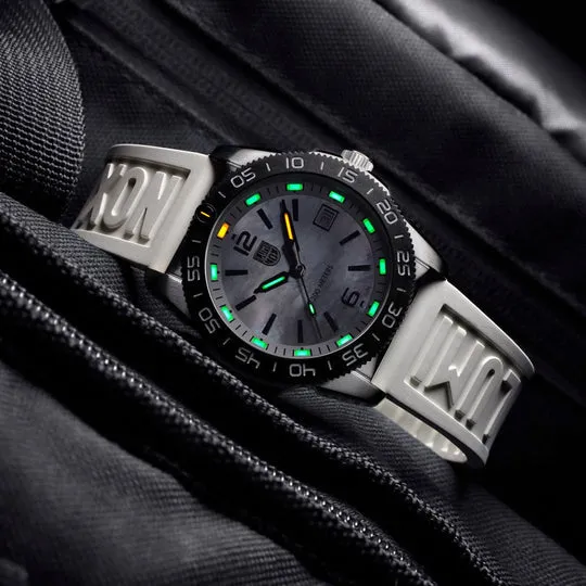 Luminox Pacific Diver Ripple 39mm Diver Watch XS.3128M.SET