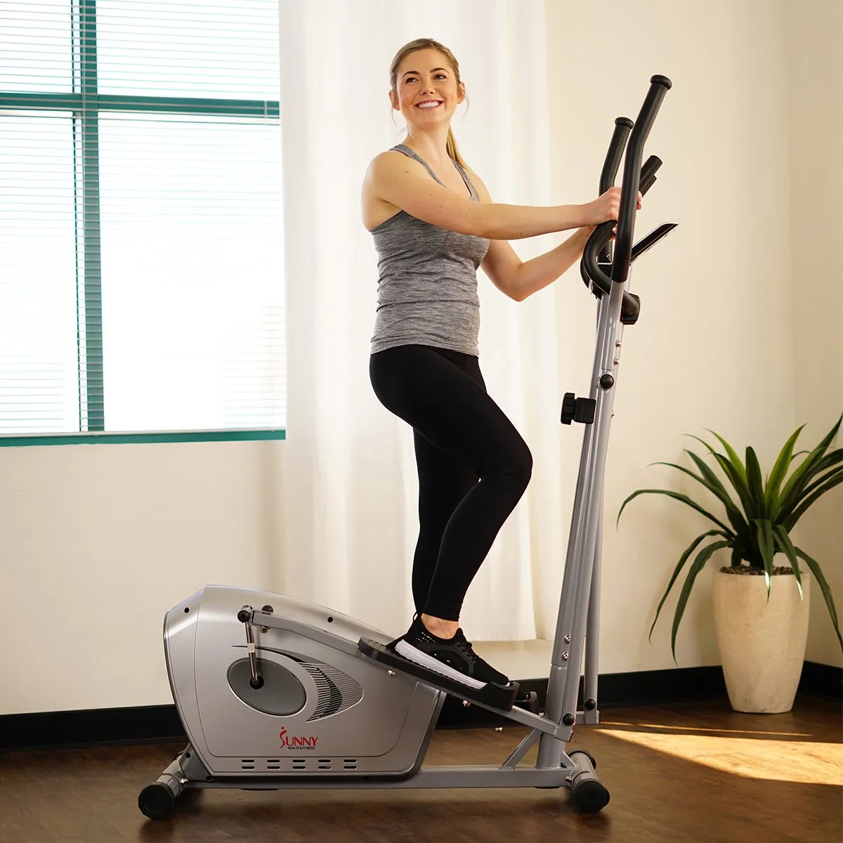 Magnetic Elliptical Trainer Fitness Machine SF-E3607