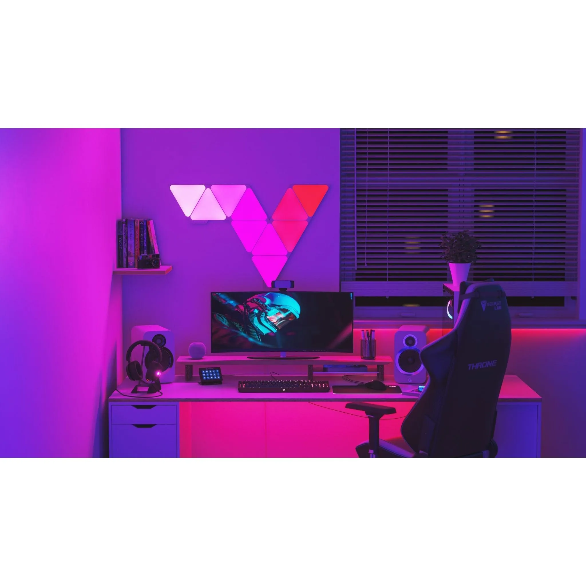 Nanoleaf 9 Light Triangle Shape Starter Kit - White | NL470002TW9PK